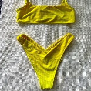 Frankies Bikinis 2 Piece, Neon Yellow, Medium